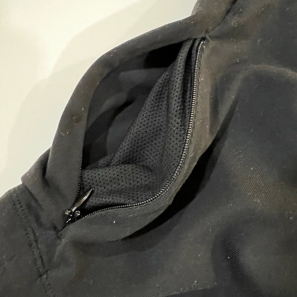 Athleta tennis skirt. Black size M. Great Condition. - Picture 3 of 6